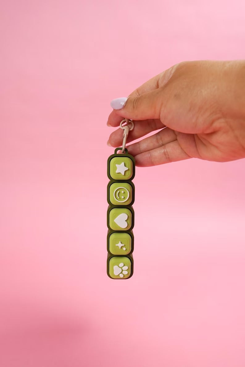 Custom Name Bubble Clicker Keychain (Pistachio Green)
